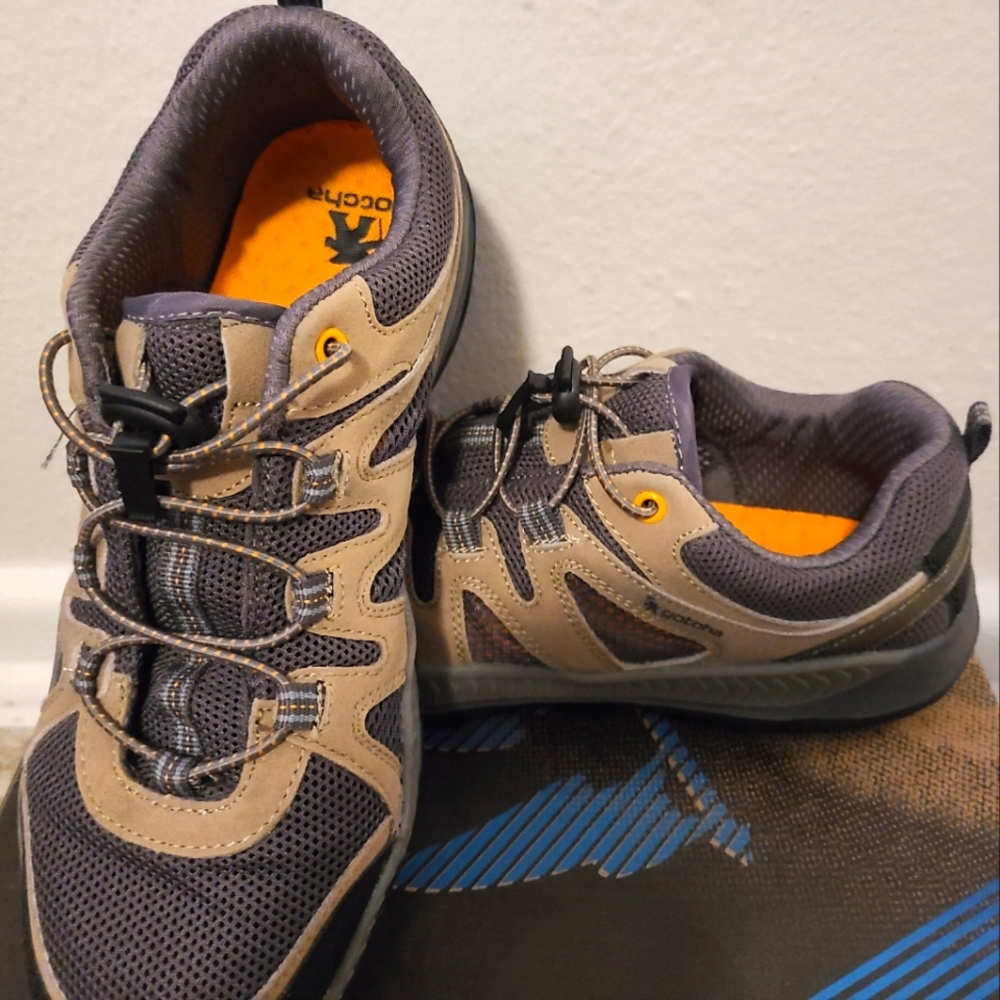 Shoes/Rowan 2